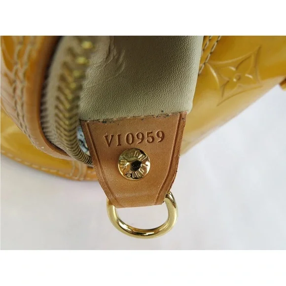 Louis Vuitton Mustard Barrel Shoulder Bag - Picture 11 of 16